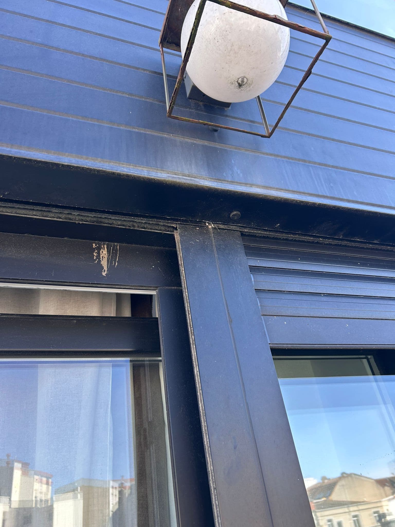 Persiana instalada por TecnoPersianas en Fuentes de Ebro